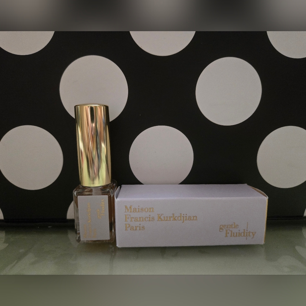 FIRM PRICE✨️MFK Gentle Fluidity Gold MINI✨️